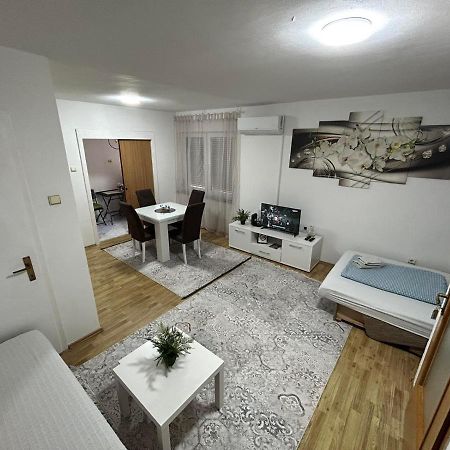 Apartman Reyan Яйце Екстер'єр фото